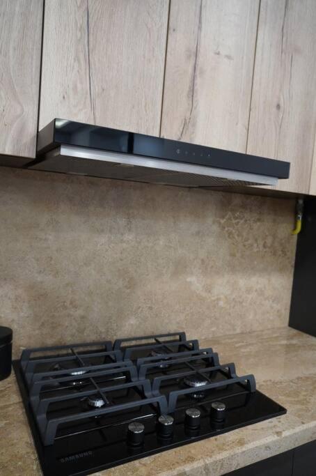 Lovely, Newly Remodeled Apartment In Yerevan! Bagian luar foto